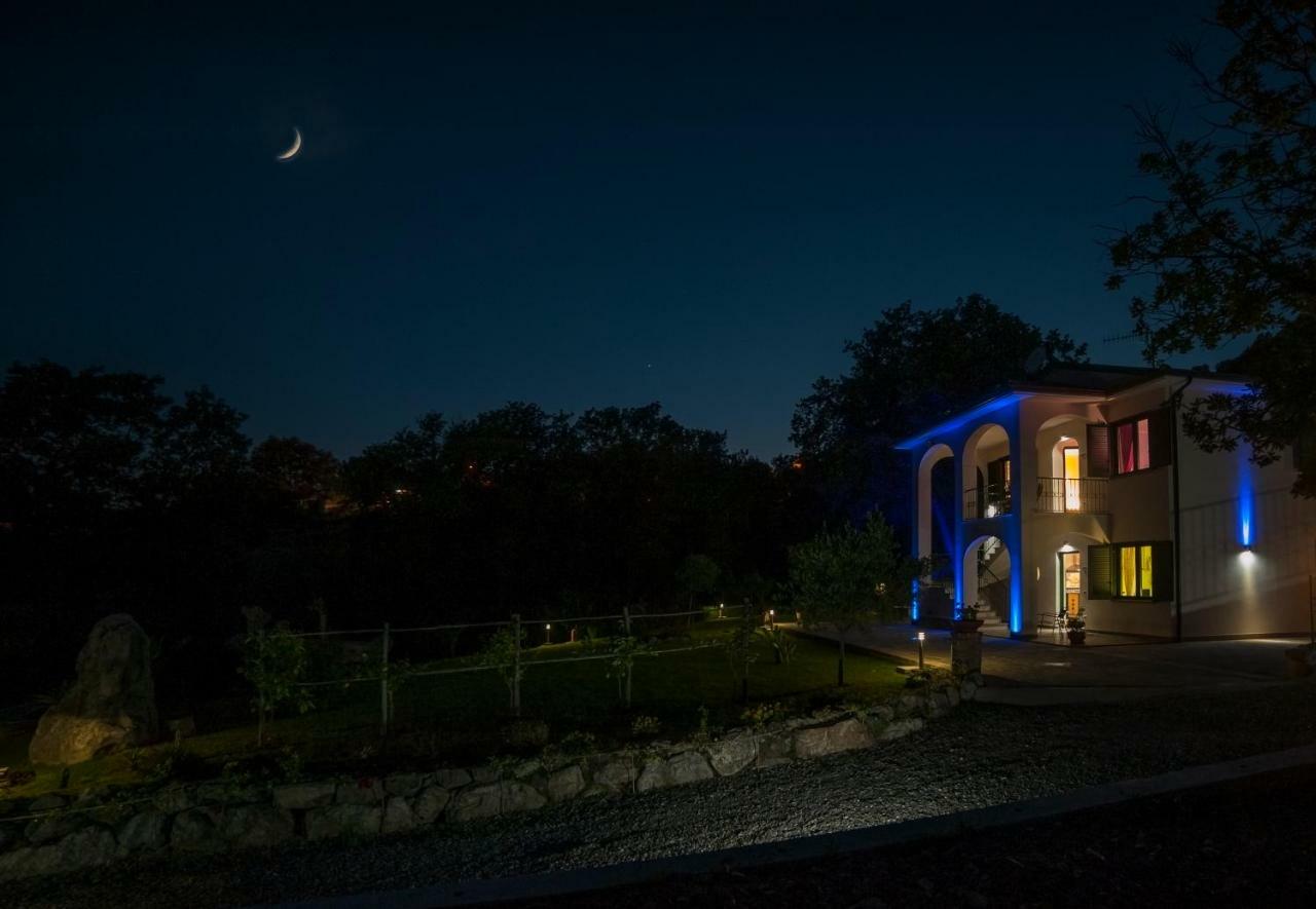 Incanto Di Luna Ispani Buitenkant foto